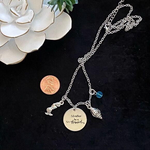 I’d Rather Be A Mermaid Shell Bead Silver Tone Charm Necklace NWT - Picture 8 of 9